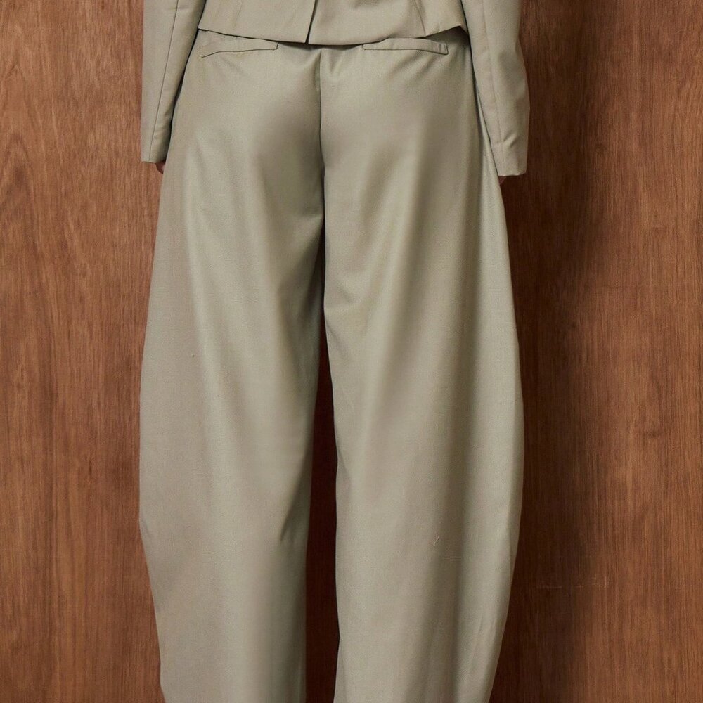 Grey Elegant Women's Pleated Trousers - Picture 2 of 5